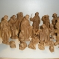 Familie (Holzton gebeizt) 16 cm,  8 Hirten, 1 Junge,Ochs u, Esel  Schafe